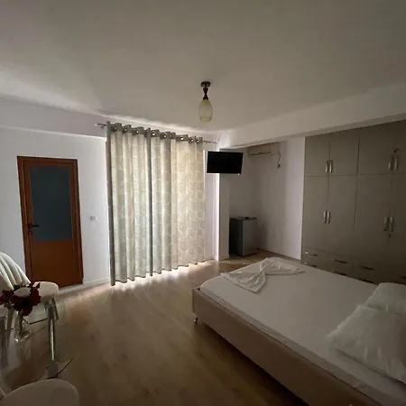 Casa de hóspedes Side Sarandë